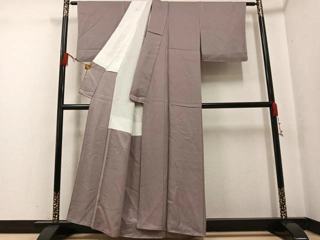 平和屋着物●上質な色無地　草花地紋　鳩羽鼠色　正絹　逸品　未使用　AABG0413ph - Image 3