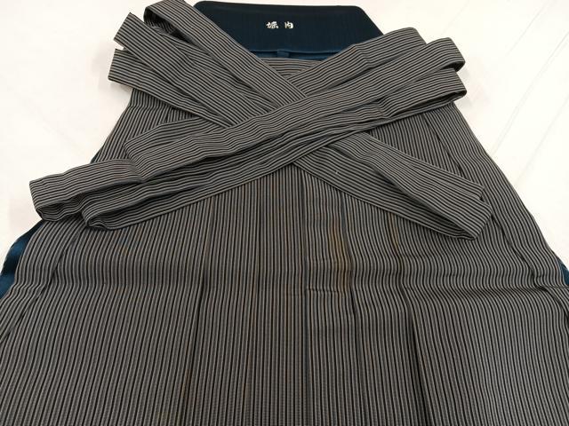 平和屋着物●男性　馬乗り袴　縞　正絹　逸品　AABG1088ph - Image 3