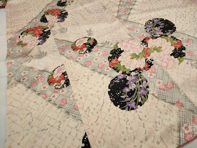 平和屋着物■上質な小紋　雪輪花文　金彩　やまと誂製　正絹　逸品　AABG3044st - Image 3