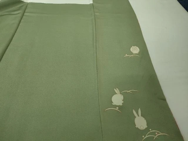 平和屋着物●極上　青山みとも　付下げ小紋　雪芝　兎　うさぎ　退紅色地　鬼しぼ縮緬　逸品　DZAB4388kh6 - Image 10