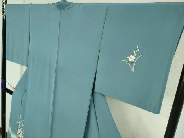 平和屋着物●極上　本加賀友禅作家　南克治　訪問着　草花文　暈し染め　薄花色地　逸品　DZAB4398kh6 - Image 3