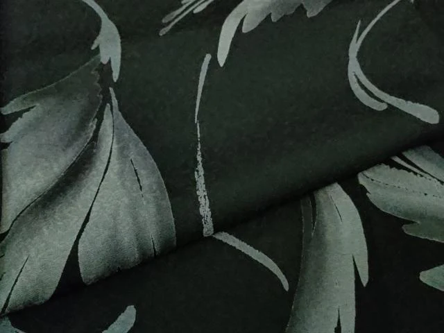 平和屋着物●極上　小紋　枝花文　黒地　逸品　未使用　DZAB4402kh6 - Image 6